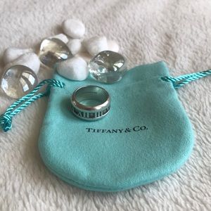🤩Collectable T & co atlas sterling silver ring
